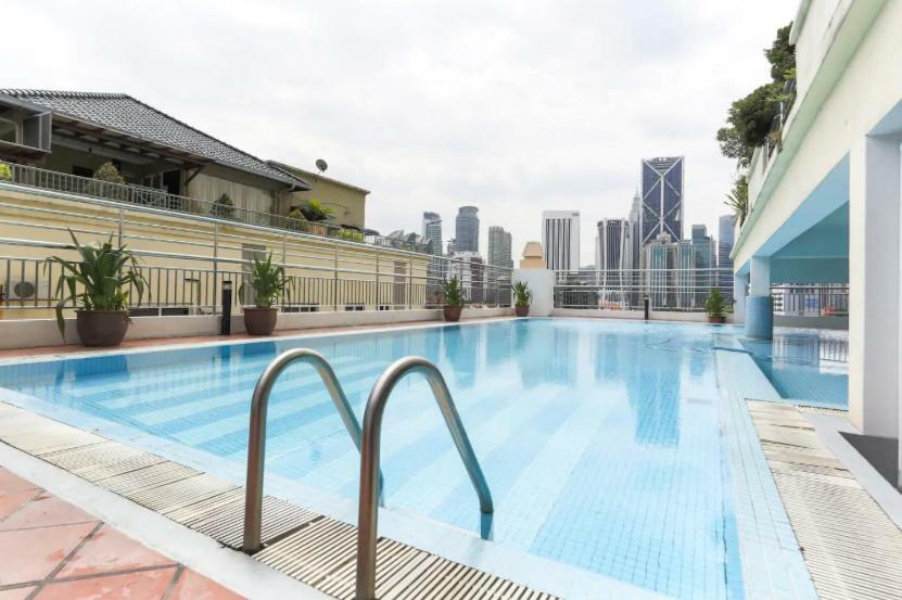 Holiday Megan Ambassy Kuala Lumpur